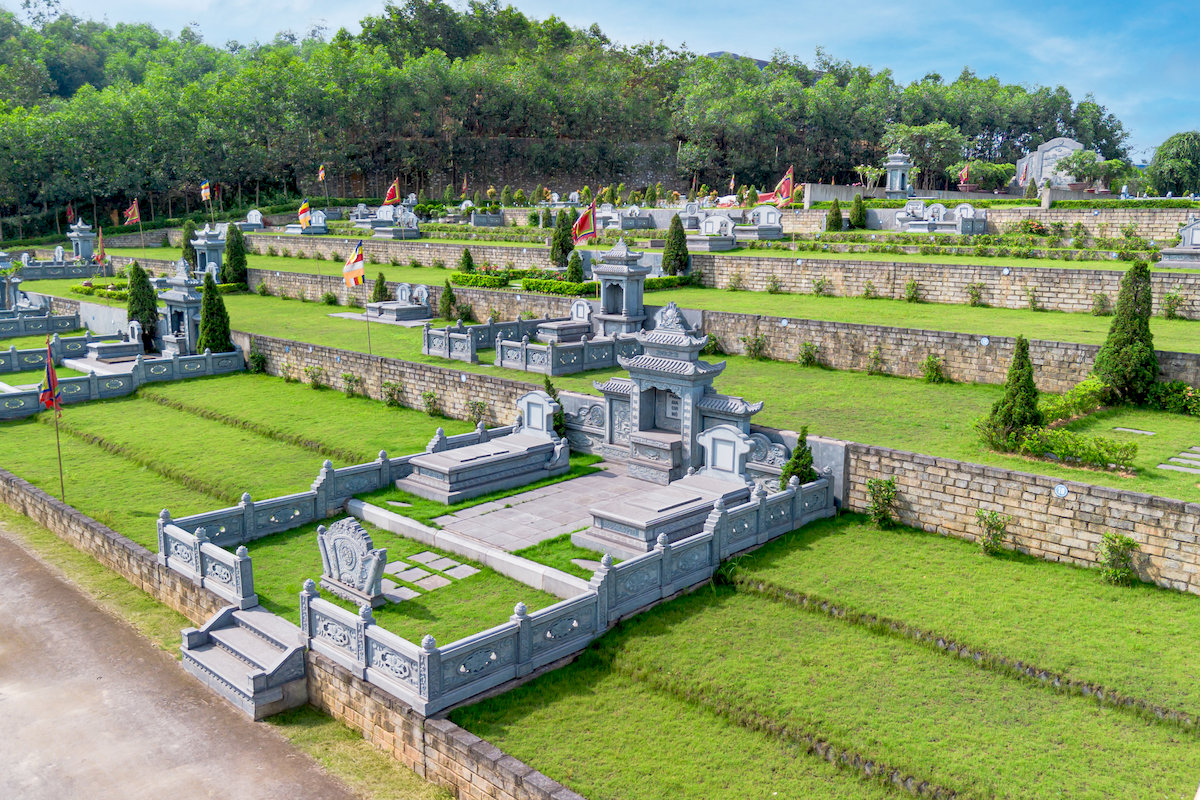 khuon-vien-gia-toc-tai-thien-binh-an