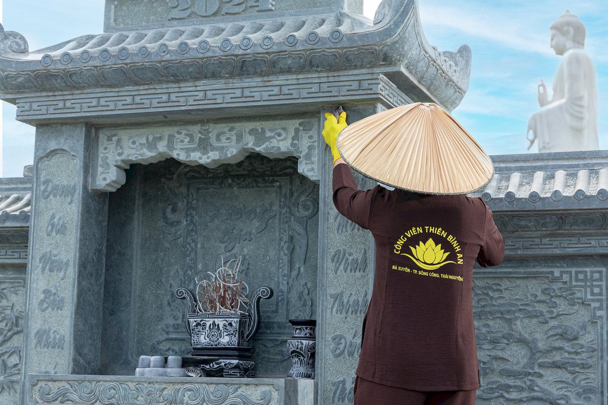 thien-binh-an-luon-dam-bao-doi-ngu-nhan-vien-cham-soc-tan-tam-tan-tuy